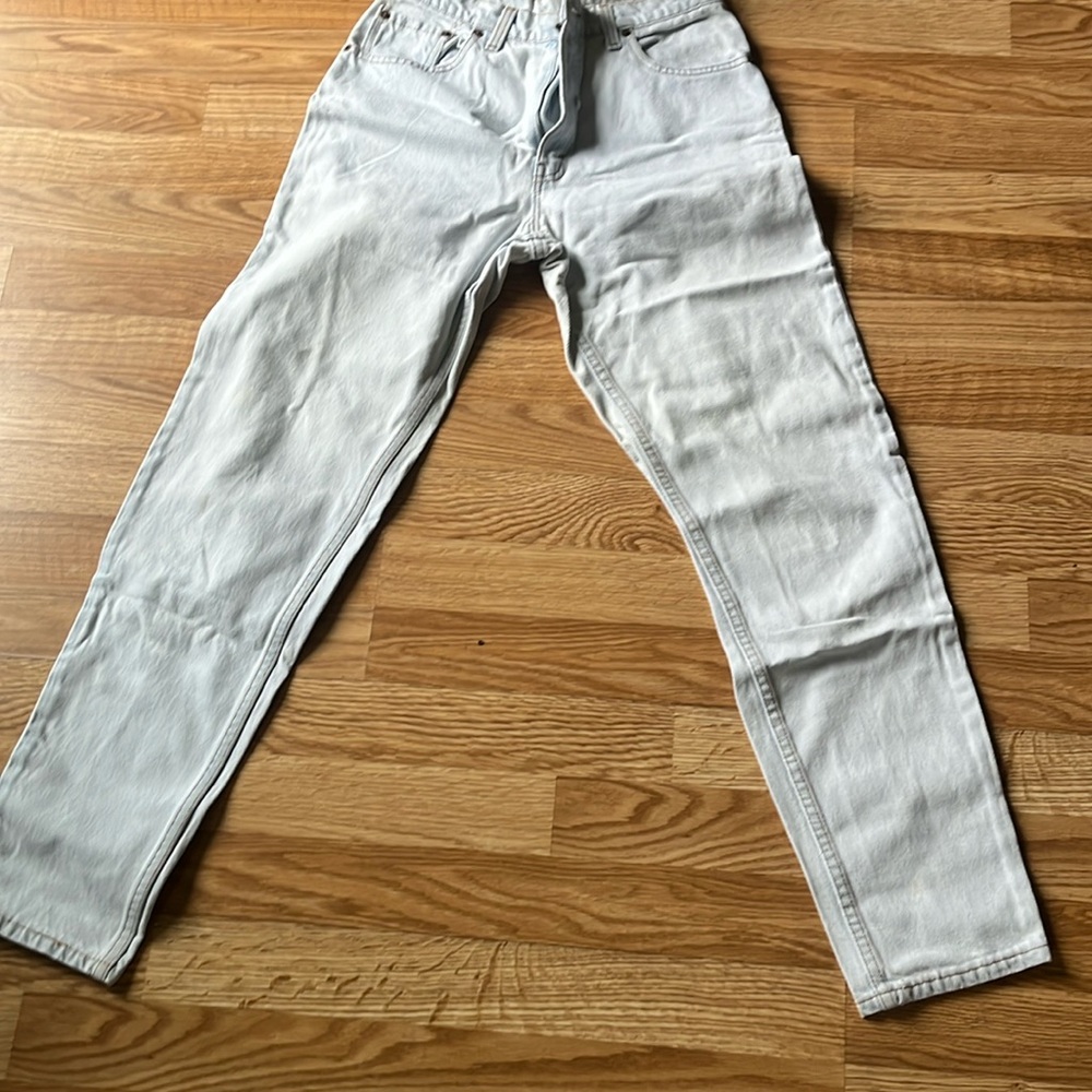 Levi’s 550 relaxed fit - size 9 - washed look